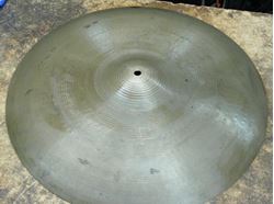 Picture of ZILDJIAN AVEDIS CONCERT BAND CYMBAL 20"