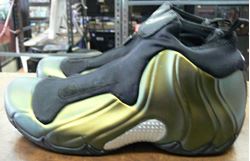 Picture of NIKE FLIGHTPOSITE SIZE 8 SNEAKER 