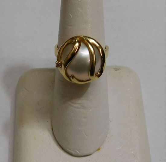 Picture of 14K GOLD MABE PEARL DIAMOND RING SIZE 6.75 6.1G