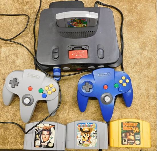 Picture of NINTENDO 64 CONSOLE WITH 2 CONTROLLERS 4 GAMES 2 MEMORY CARDS