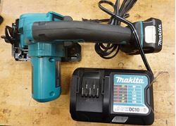 Picture of Makita 12V MAX CXT 2.0 Ah Li-Ion 3-3/8 in Circular Saw SH02 W BATTERY  & CHARGER