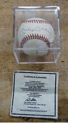 Picture of MICKEY MANTLE WILLIE MAYS DUKE SNIDER SIGNED RAWLINGS BASEBALL SIGN WITH COA. MINT CONDITION. IN CASE