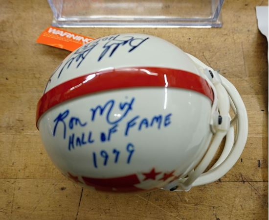 Picture of MINI HELMET AUTOGRAPHED, SIGNED BY 3 BOBBY BELL HOF 83; RON MIX HOF 1979; LANCE ALWORTH "BAMBIE" #19 HOF 78 . WITH COA; CASE. COLLECTIBLE. 