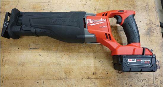 Picture of Milwaukee 2720-20 M18 18V FUEL  Reciprocating Sawzall Tool W Battery m18 xc 3.0 . NEW. OUT OF BOX. 