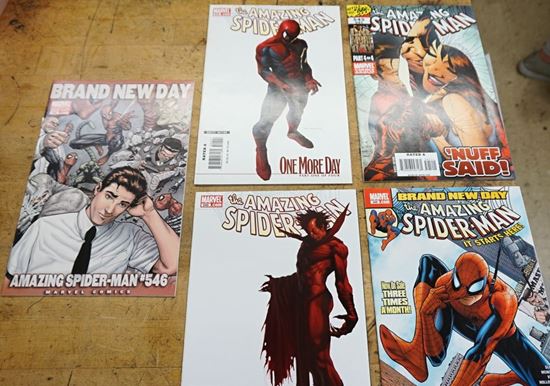 Picture of LOT 5 MARVEL COMICS THE AMAZING SPIDER MAN 545 DIRECT EDITION ONE MORE DAY PART FOUR OF FOUR;  546 BRAND NEW DAY ; 546 IT'S STARTS HERE;  545 DECEMBER PART 4OF 4 ; 544 ONE MORE DAY PART ONE OF FOUR RATED A. VERY GOOD CONDITION. COLLECTIBLE. 