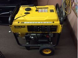 Picture of Dewalt DXGNR7000 power generator used tested in a good working order 846364-1 