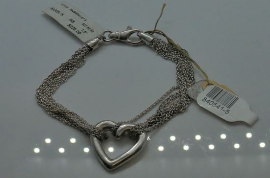 Picture of STERLING SILVER BRACELET 7,5 INCH LONG WITH HEART . BEAUTIFUL. 14.6 GR 840541-5 