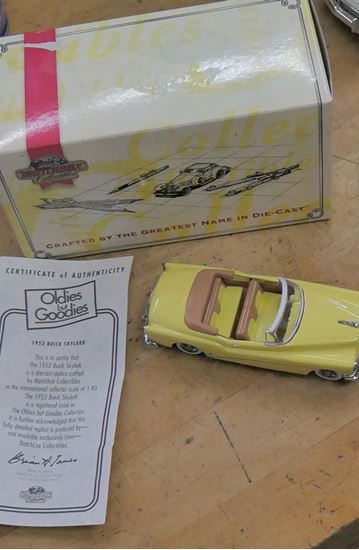 Picture of Matchbox Collectibles Dinky 1953 Buick Roadmaster Skylark Yellow 1:43 Scale COA. VINTAGE. COLLECTIBLE. 