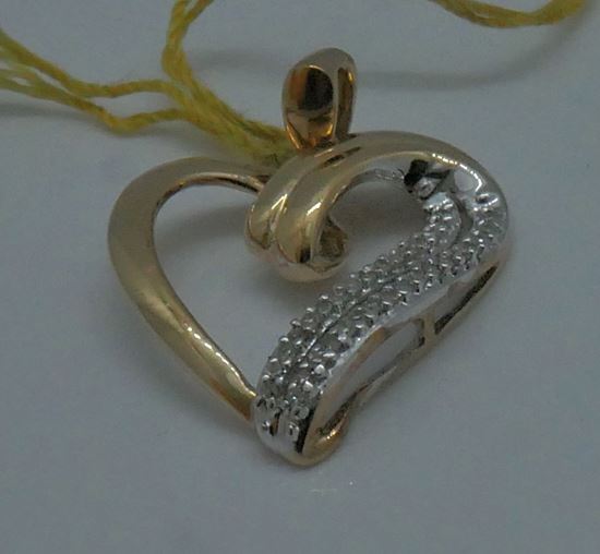 Picture of 10kt yellow gold heart pendant with 0.25 pts of diamonds 2 grams 840537-2