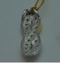 Picture of 14kt two tone gold pendant 2.4 grams with 15 diamonds 730375-1